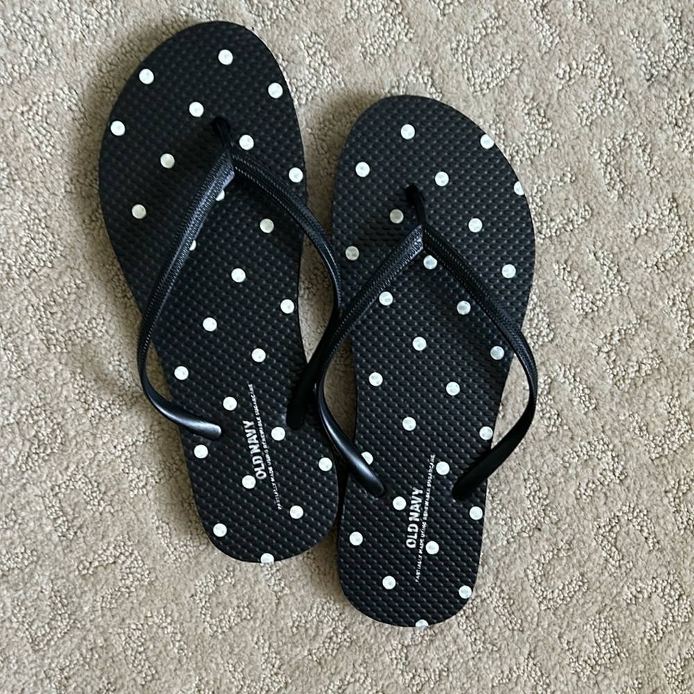 Old Navy Flip Flops